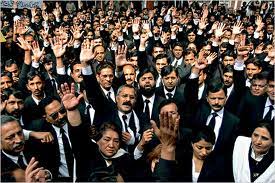 Guess How Many Times Pakistani Lawyers Went On Strike In 2017. Believe It Or Not, 3,840 !