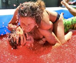 New Zealand: It Looks Like The Days of Jelly Wrestling Are Over At The Otago University Law Camp!