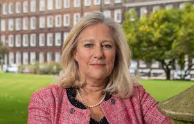 UK: Barristers Told To Help Each Other As Bar Council Doesn't Have The Cash Says Amanda Pinto QC