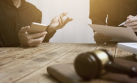 5 Signs You Need to Hire a Criminal Defense Attorney