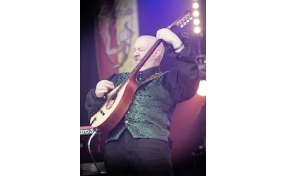 UK Maritime lawyer launches song and video to raise funds for Ukraine