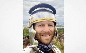 Lawyer walks Northumberland stretch of Hadrian's Wall in full Roman regalia in memory of late father