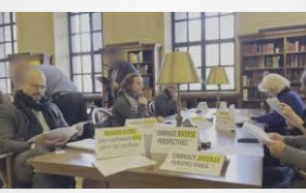 30 Harvard professors hold ‘study-in' protest at Widner library