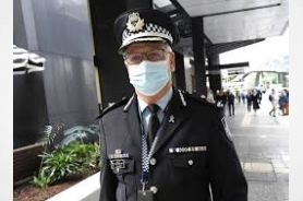 Hundreds of police officers launch class action against Queensland government and QPS over COVID-19 vaccine mandates