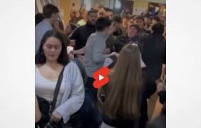 A violent confrontation erupted on August 28 at the University of Buenos Aires Law School between students backing former president Juan Peron’s movement and others linked to President Javier Milei’s La Libertad Avanza.
