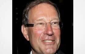 UK - The Guardian: Richard Desmond asks for ‘generosity’ in £1.3bn National Lottery claim