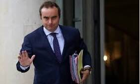 Complaint filed against French premier over alleged false claim of law degree