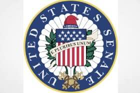 Senators urge DOJ to take action against illegal online gambling
