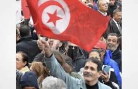 Tunisia arrests prominent lawyer and activist