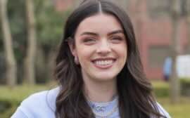 UK law firm trainee learns sign language to make legal services accessible
