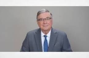 ABA to honor Robert Burns with its Robert B. McKay Law Professor Award