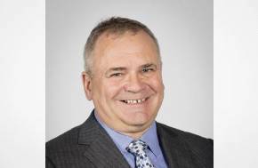 UK: Former senior partner suspended for sexual comments at Christmas party