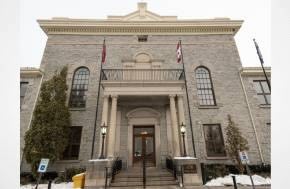 Ontario Crown attorney attacked during dangerous offender hearing.