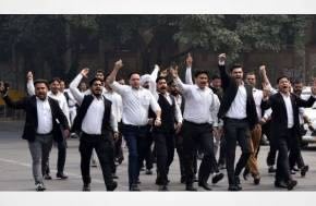 India: Lawyers’ body calls for suspension of work in protest of police inaction in assault upon lawyer