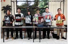 Trial begins for 4 Indonesian service members charged over acid attack on activist lawyer