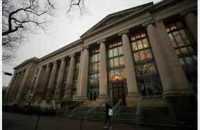 200 Harvard Law Students Sign Letters Backing Graduate Student Strike