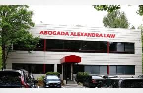 Dodgy Washington State Immigration law firm closes down after founder Alexandra Lozano gives up law license rather than face hearing